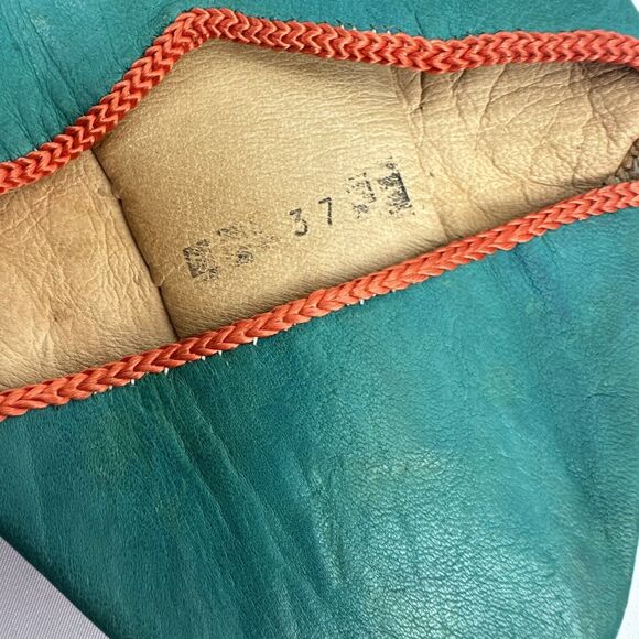 MOROCCAN TRADITIONAL HANDMADE SHEEP SKIN LEATHER WOMEN SLIPPERS Mules Sz 6.5 - Picture 3 of 4